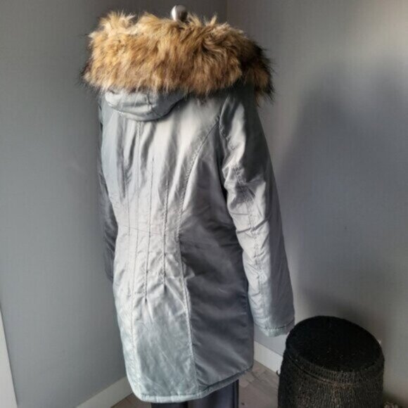 Ricki’s Faux Fur Winter Parka NWT Sz Lrg - Picture 7 of 13